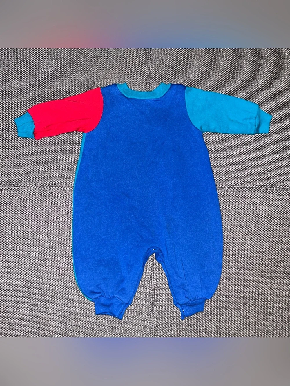Rare 90s Winnie the Pooh Colorblock Baby One-Piece Romper - Blue & Red